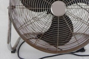 Como recuperar um ventilador enferrujado?